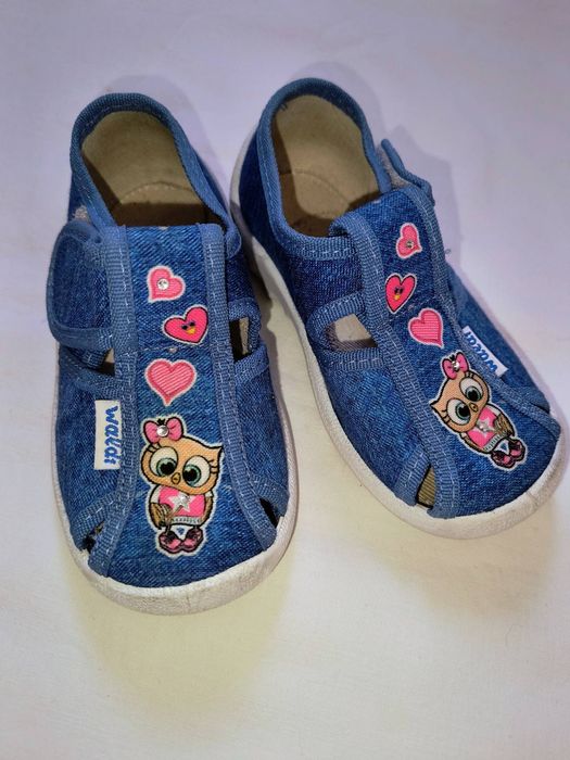 Взуття тапочки  Валді на дівчинку