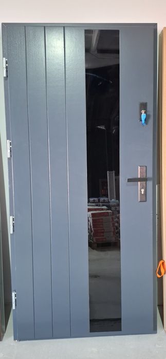 Drzwi zewnętrzne drewniane 90L