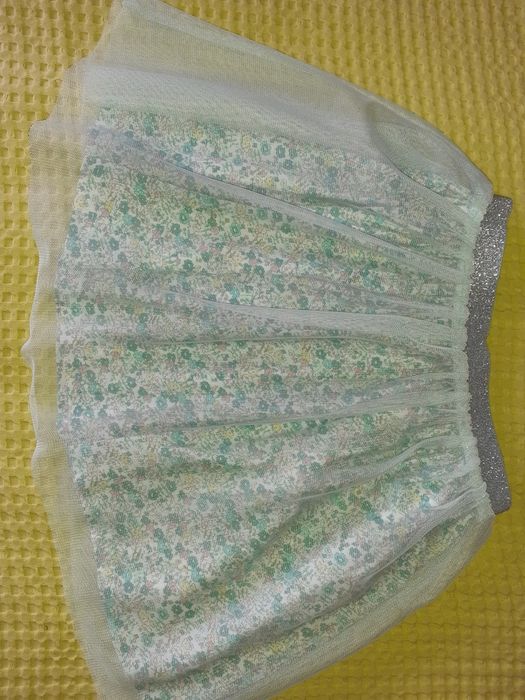 Tutu H&M T.4-6 anos
