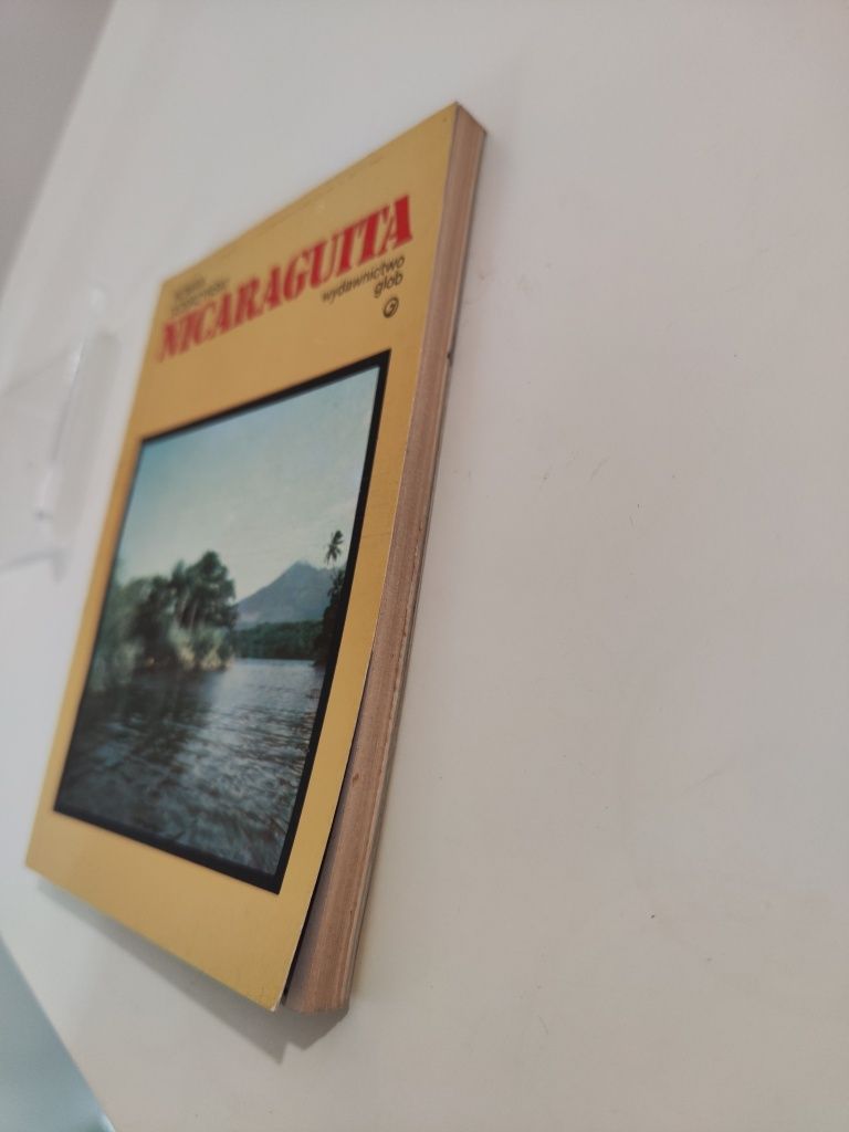Nicaraguita - Roman Dobrzyński