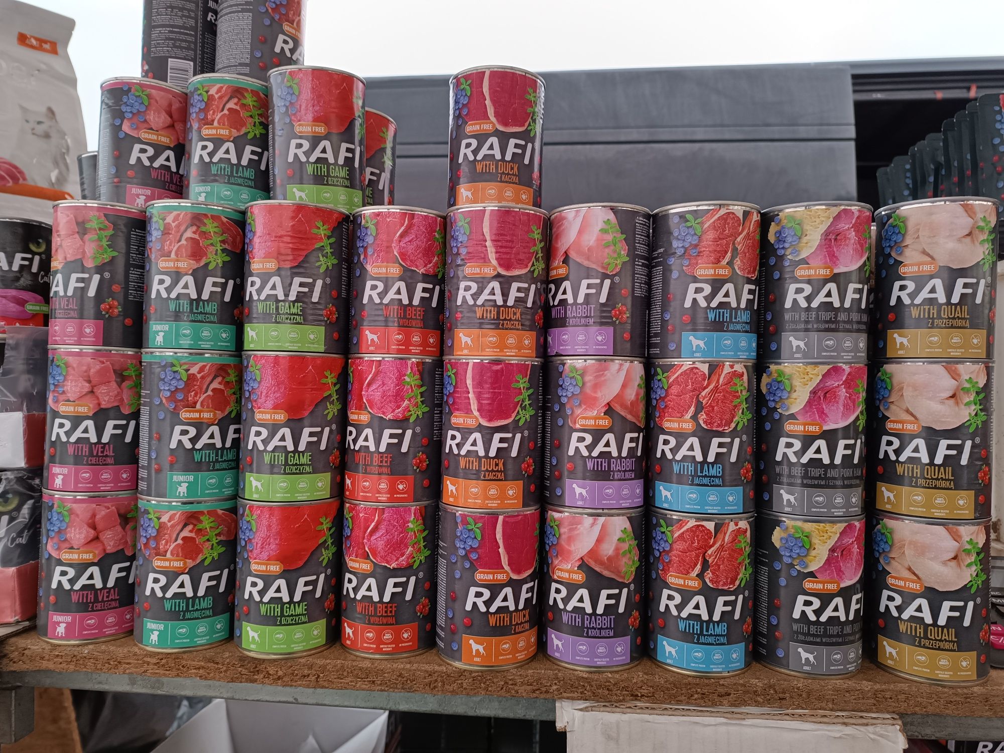 Puszka dla psa Rafi 24x400g mix
