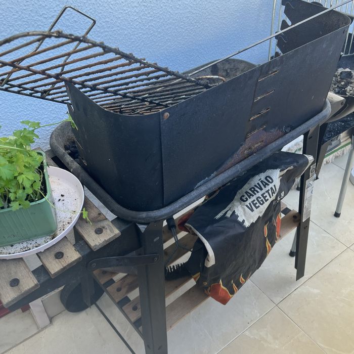Grelhador para varanda de apartamento ou jardim