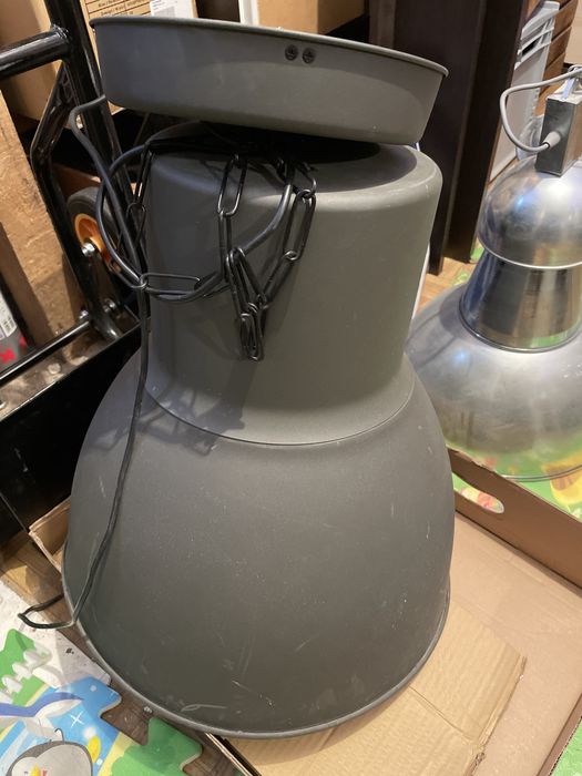 Duza czarna lampa wisząca hektar ikea do salonu sypialni loft