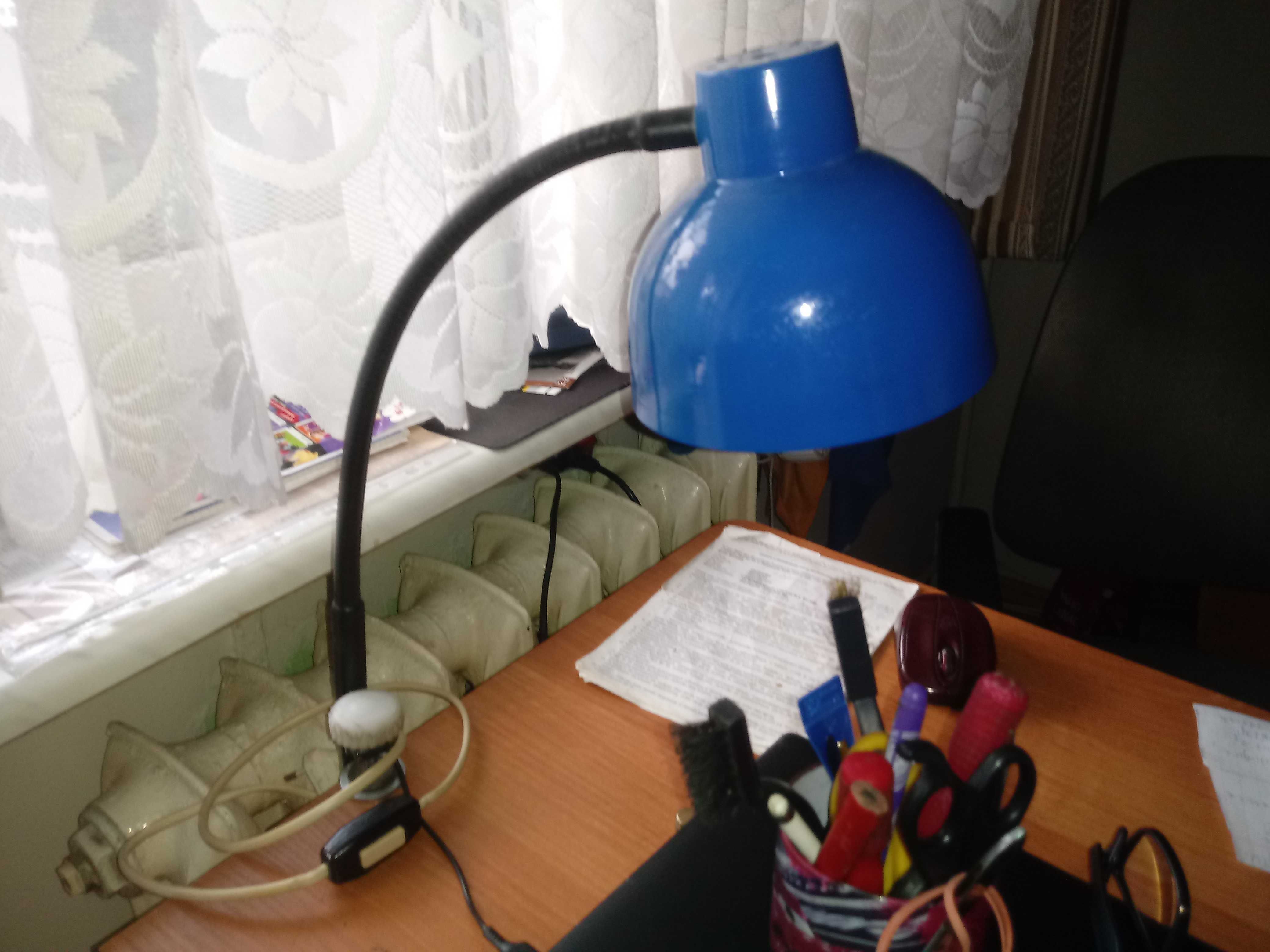 Zabytkowa lampka na biurko PRL