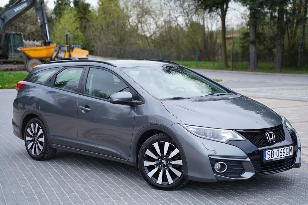 Honda Civic 2015r. 1.8 i-VTEC 142 KM Elegance Udokumentowany przebieg Bezwypadkowy