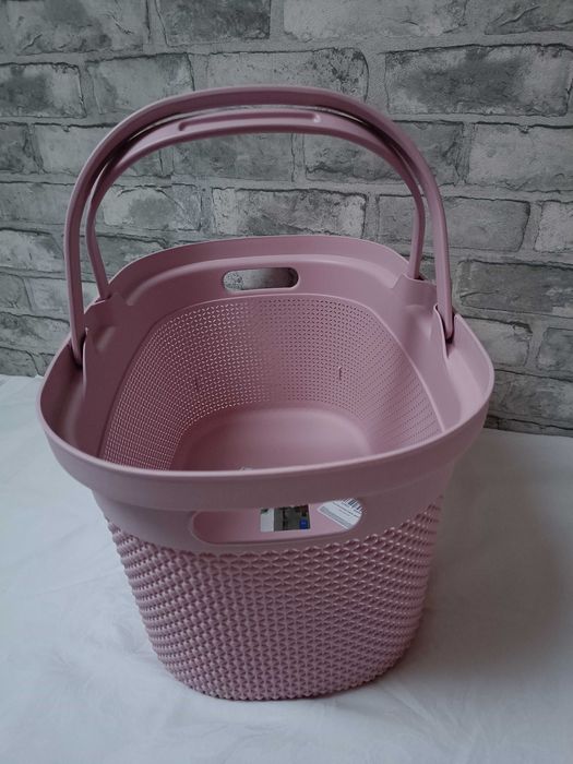 Zestaw piknikowy:kosz CURVER z wygodnymi uchwytami+zestaw 6 pojemników