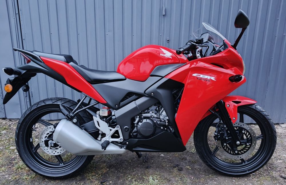 NOWA Honda CBR 125 JC50 * Tylko 3tys. km! GRATIS TRANSPORT yzf mt Duke