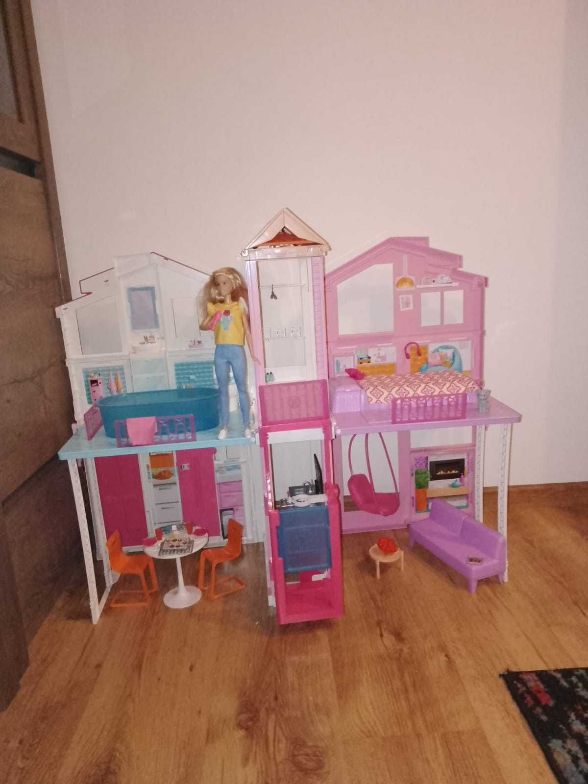 Domek dla Barbie stan bdb + Gratis