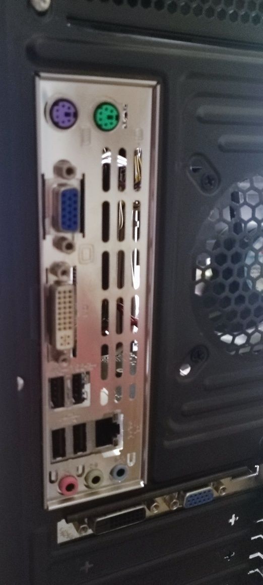 Vendo PC AMD FX 6300 Windows 11