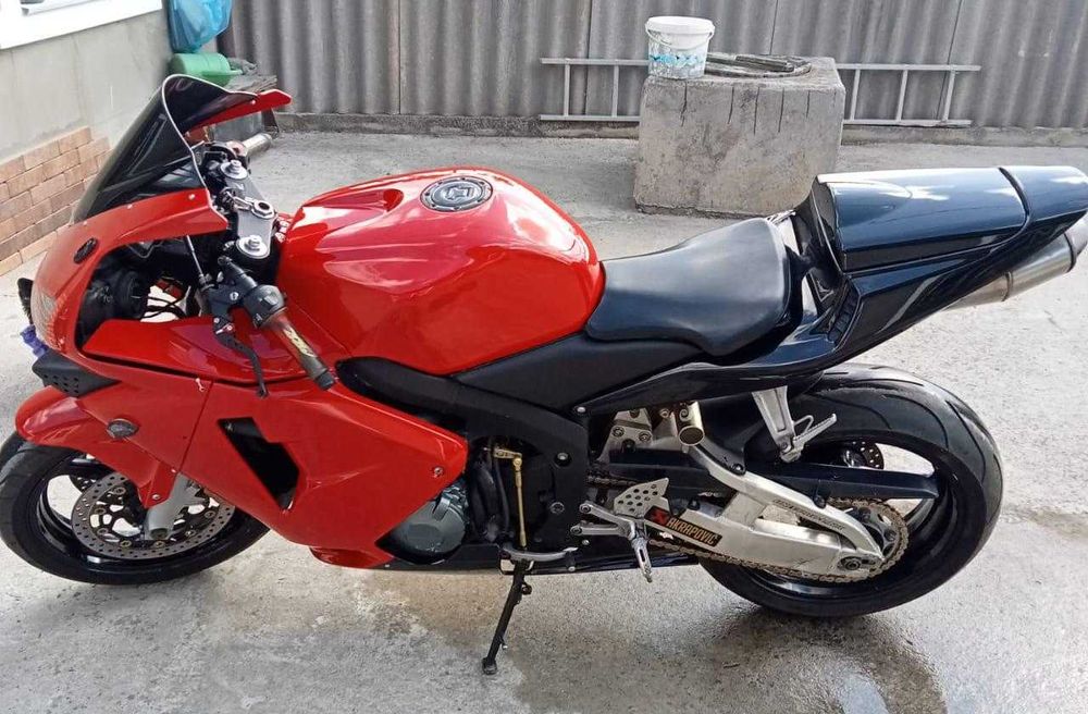 2004 Honda CBR600RR