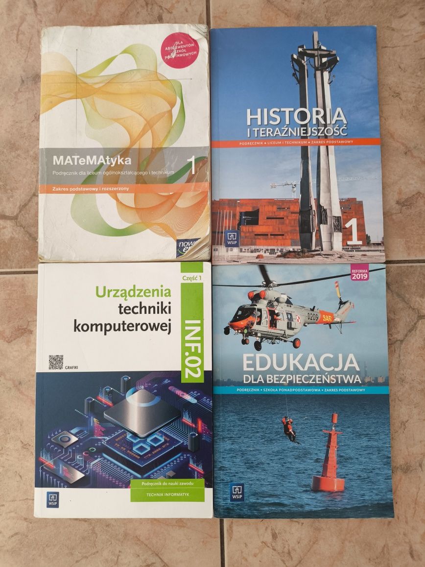 Sprzedam podręczniki