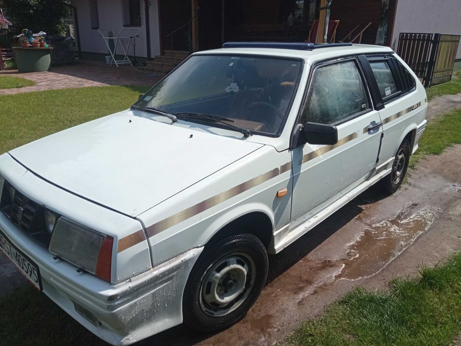 sprzedam lada samara