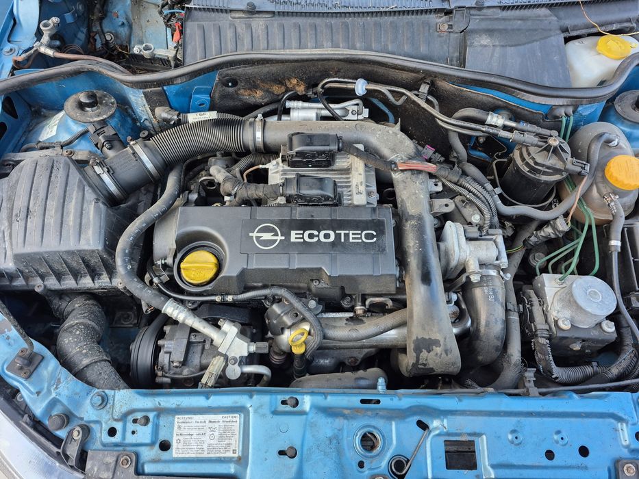 Części opel corsa c silnik 1.7 cdti Z17DTH skrzynia f23 kolor z20n