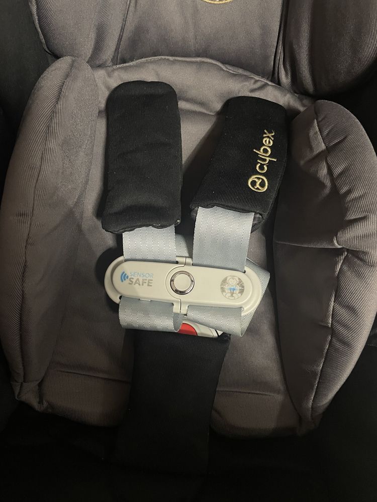 Nosidełko Cybex Gold M + baza Isofix