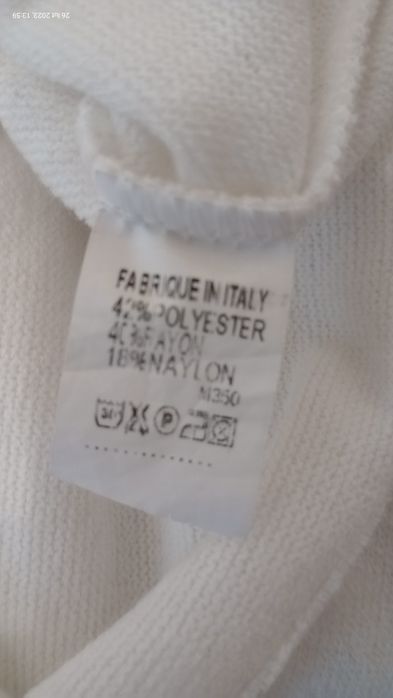 Sweter damski w koronkę