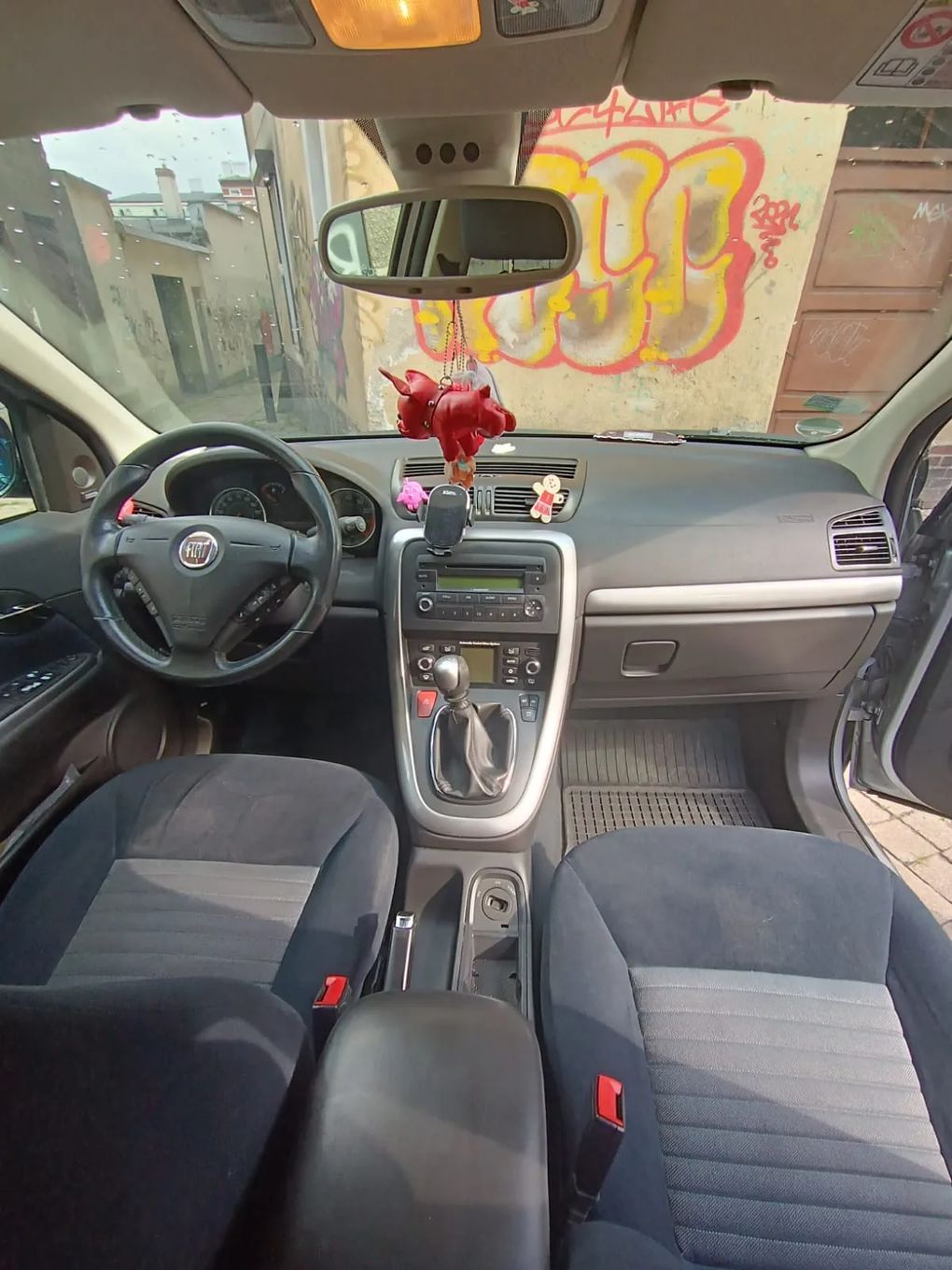 Fiat Croma Fiat Croma, samochód rodzinny na sprzedaż