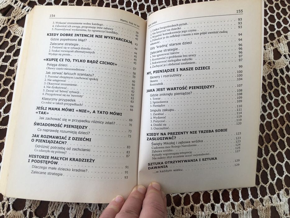 Mamo, kup mi to! - Nessia Laniado