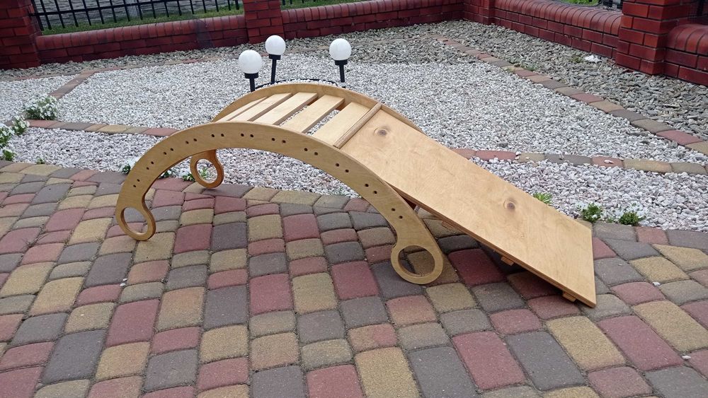 Kraftowy Bujak Montessori kołyska tunel biurko dla dziecka drewno