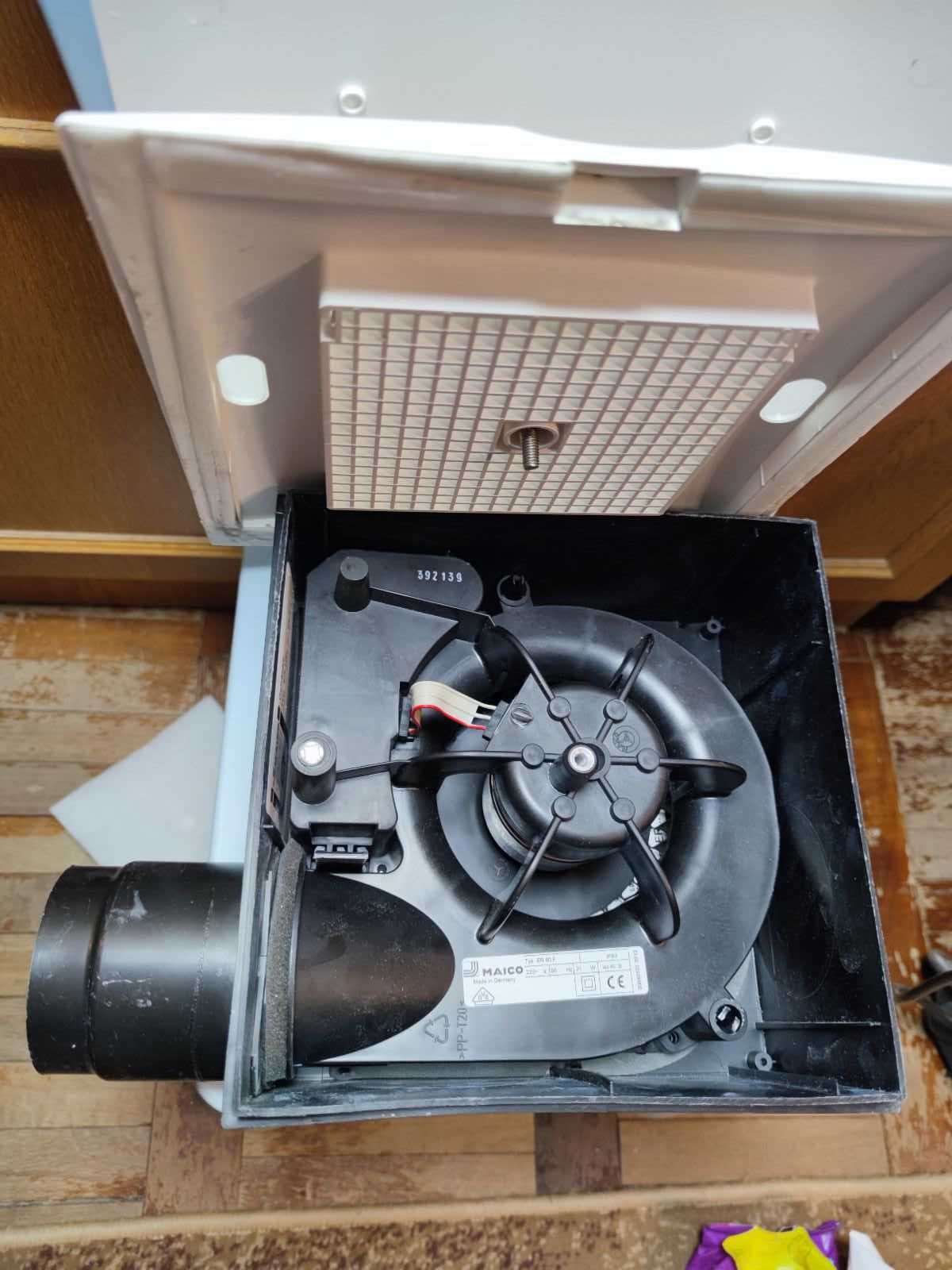 Бытовой вентилятор для ванных Maico ER 60 F с фильтром