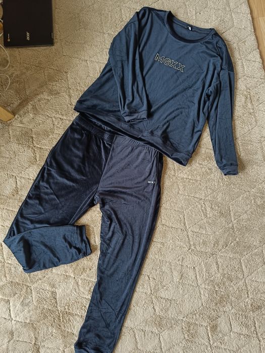 Mexx dres welurowy nowy
