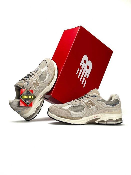 Кросівки New Balance 2002R Gore-Tex Beige Brown i89