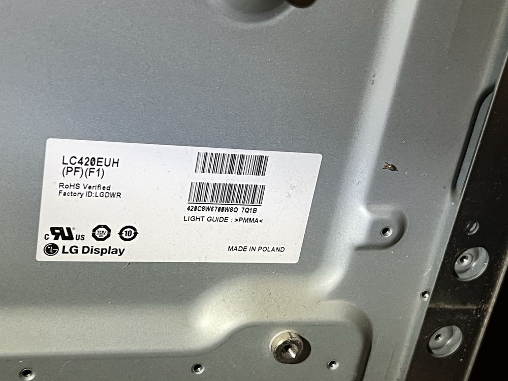 Телевизор LG 42LA741V-ZA  разборка на детали бит экран