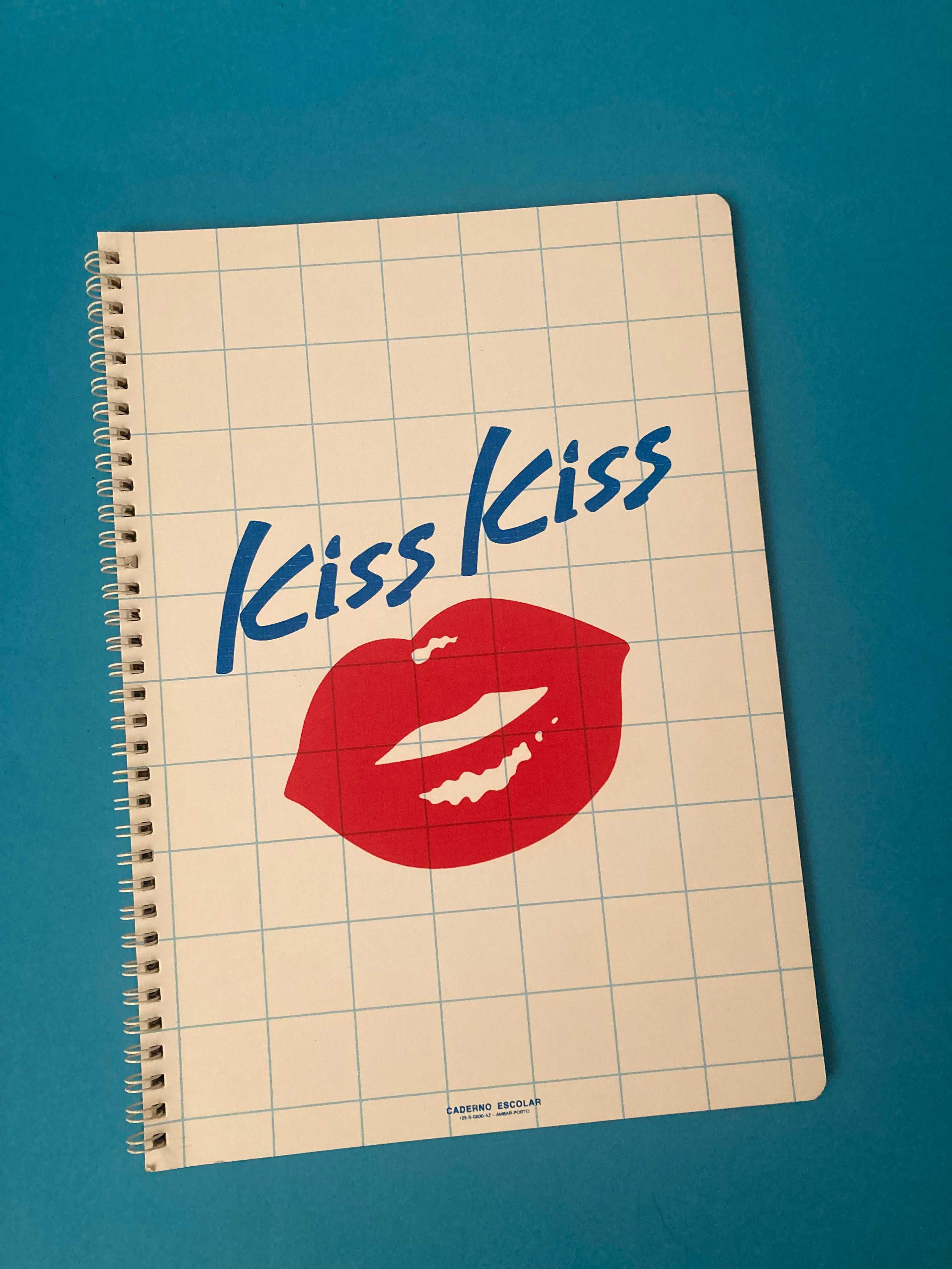 Cadernos Escolares Kiss Kiss Anos 80 Ambar A4