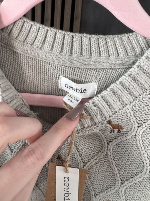 Nowy sweter newbie liski 122/128