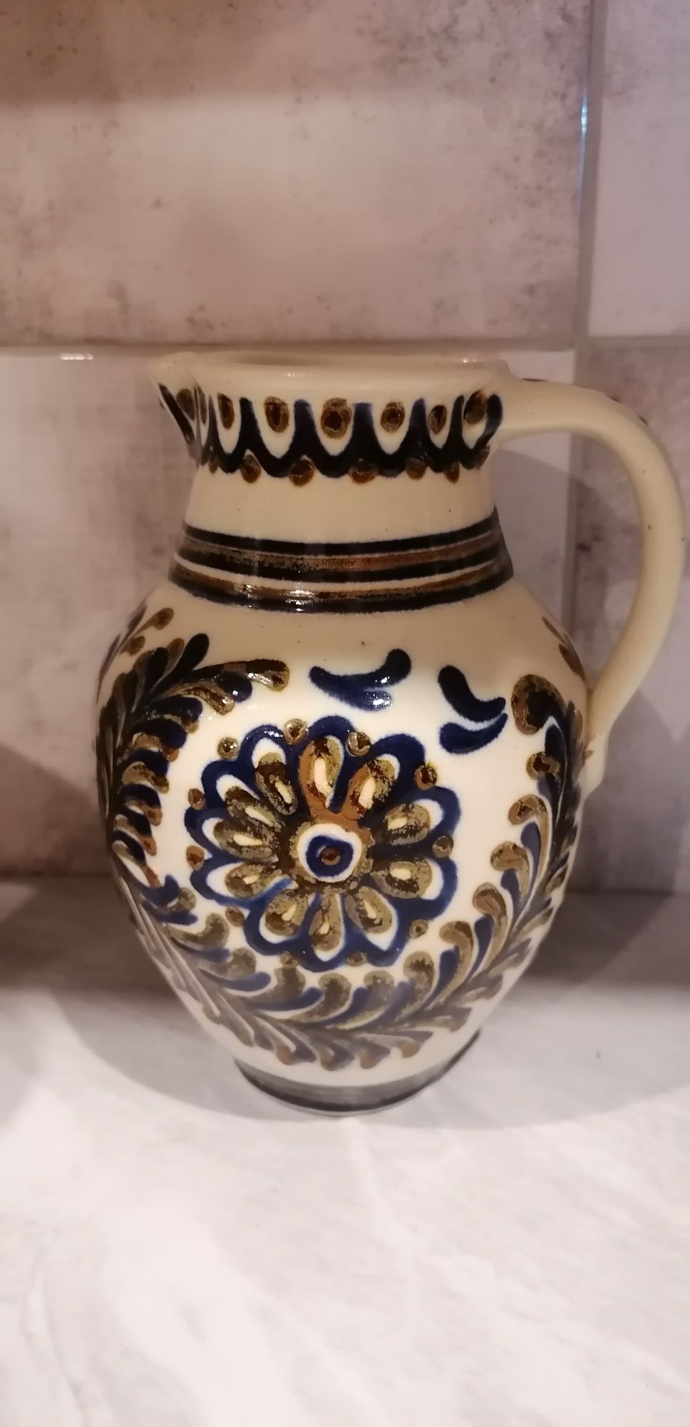 Dzbanek ceramiczny