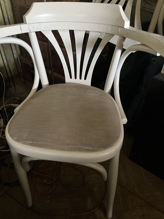 Krzesło Thonet białe