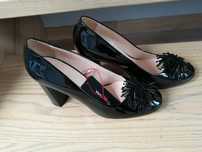 Buty damskie skórzane Wojas nowe r.39