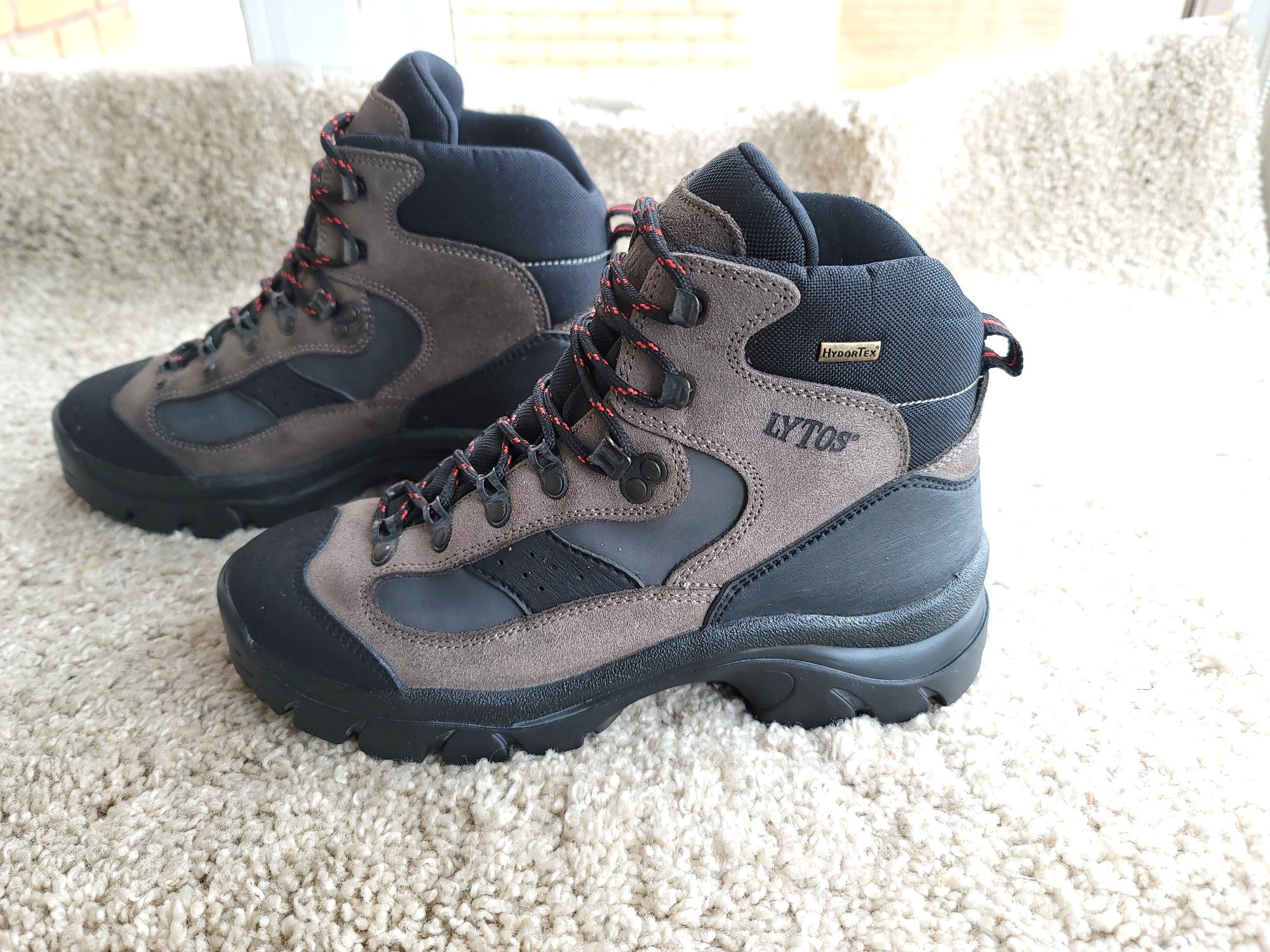 Ботінки LOWA, LYTOS Gore-Tex р 39-40 Оригінал трекінгові кросівки