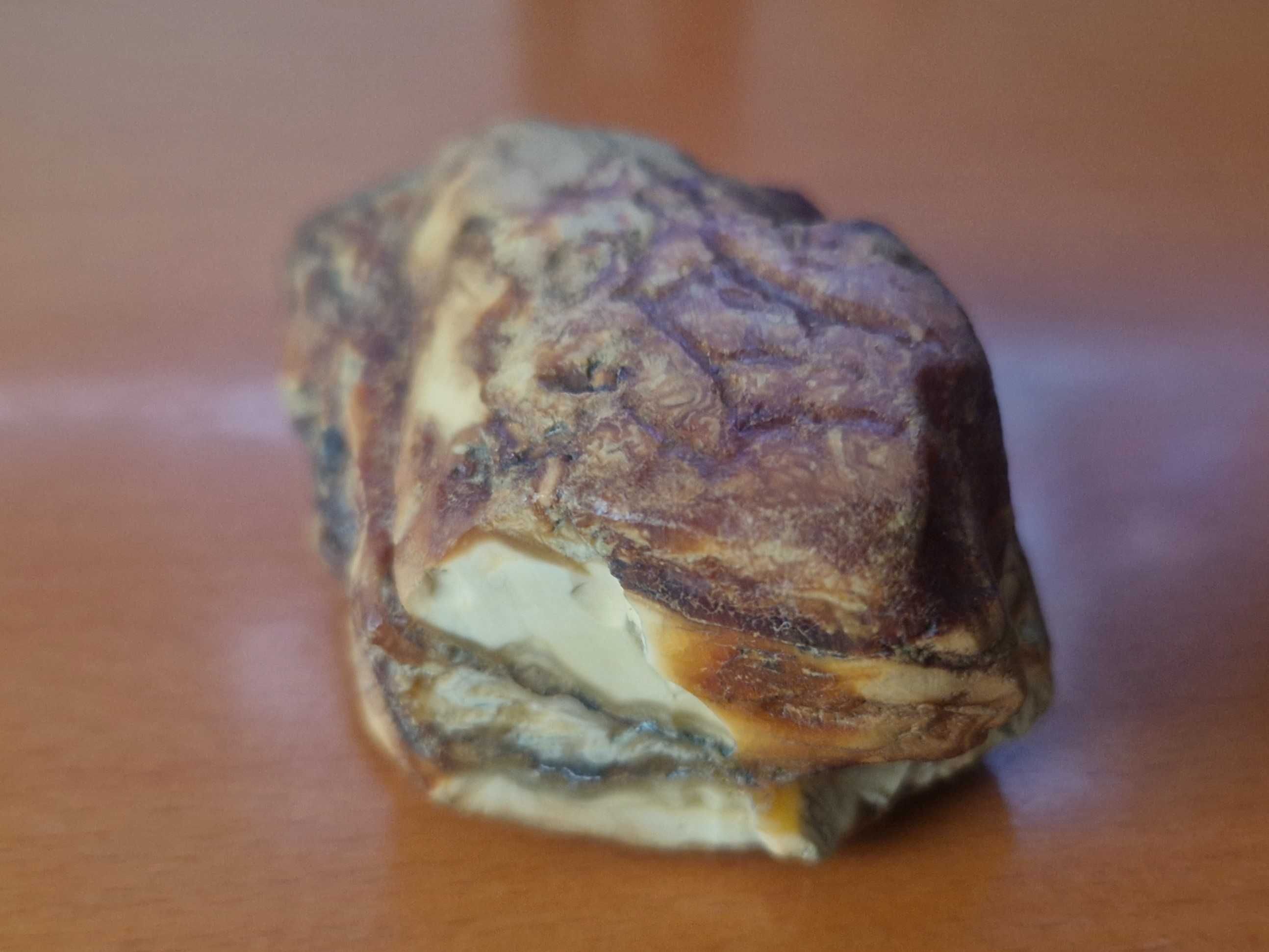 Wyjątkowy biało-kościano-przeźroczysty bursztyn ukraiński (95 g)