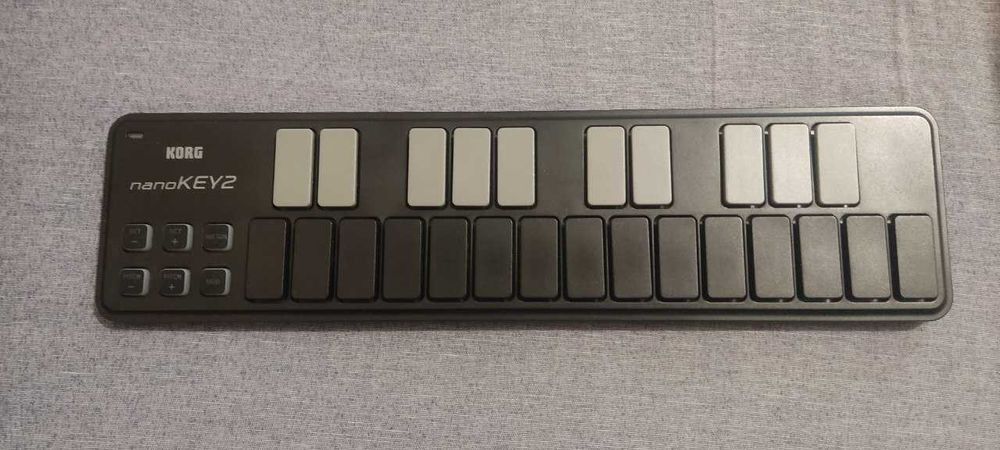 MIDI-клавіатура Korg NanoKey2 Black