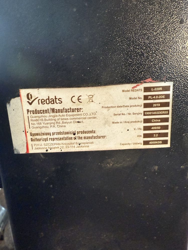 Podnośnik 2 kolumnowy hydrauliczny redats automatyczny