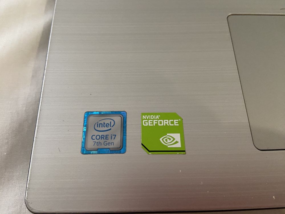 PC Lenovo Ideapad320 i7 20gb RAM 240gb SSD