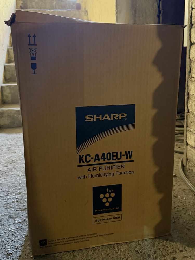 Oczyszczacz i nawilżacz powietrza SHARP KC-A40EUW