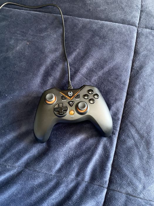 Comando de jogos gamepad da Krom