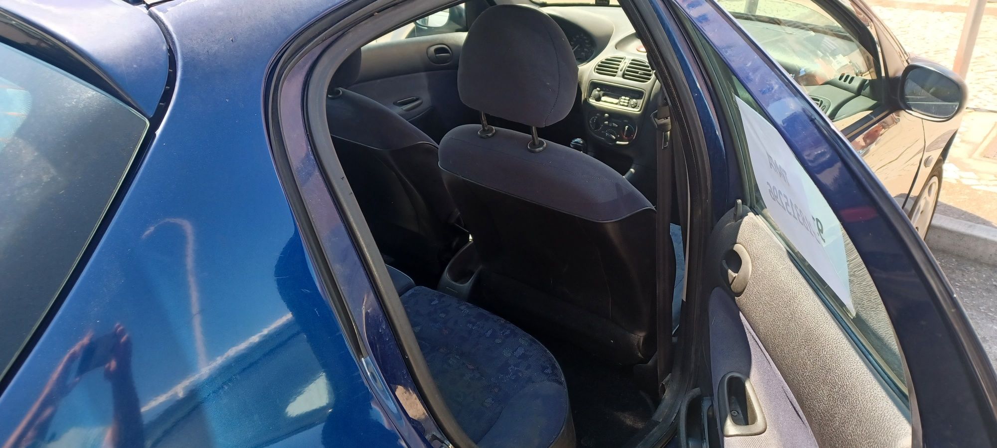 Peugeut 206 do ano 2000