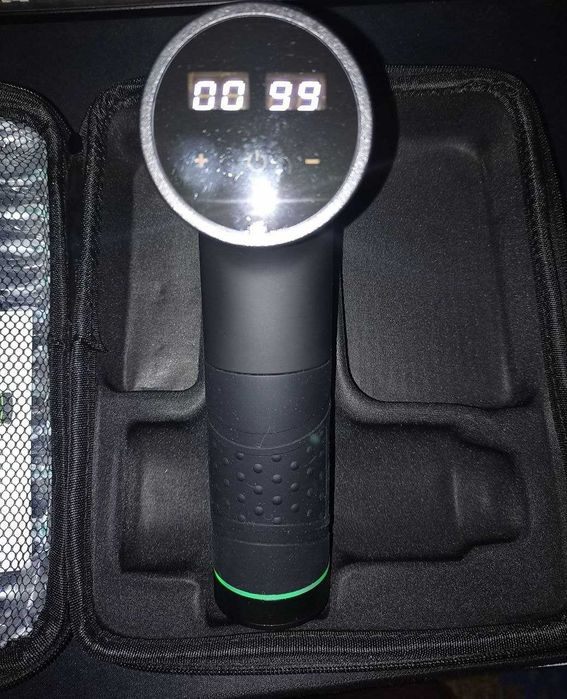 Вибрационный массажный пистолет