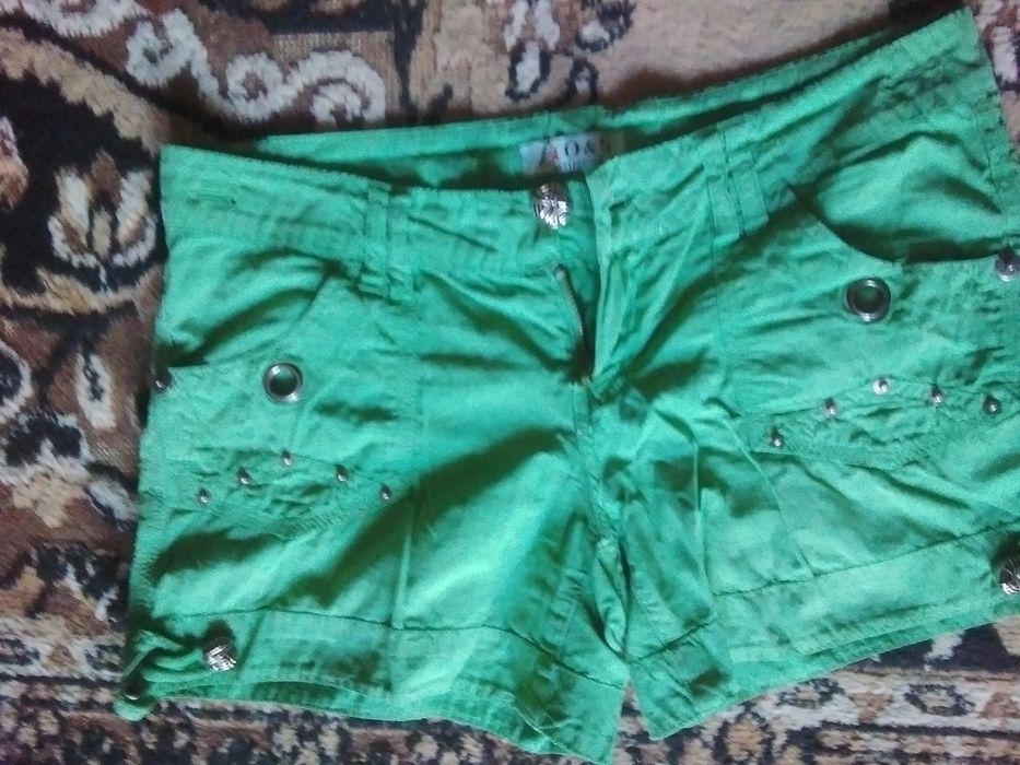 Одежда для девочек ,девушек и миниатюрных женщин .