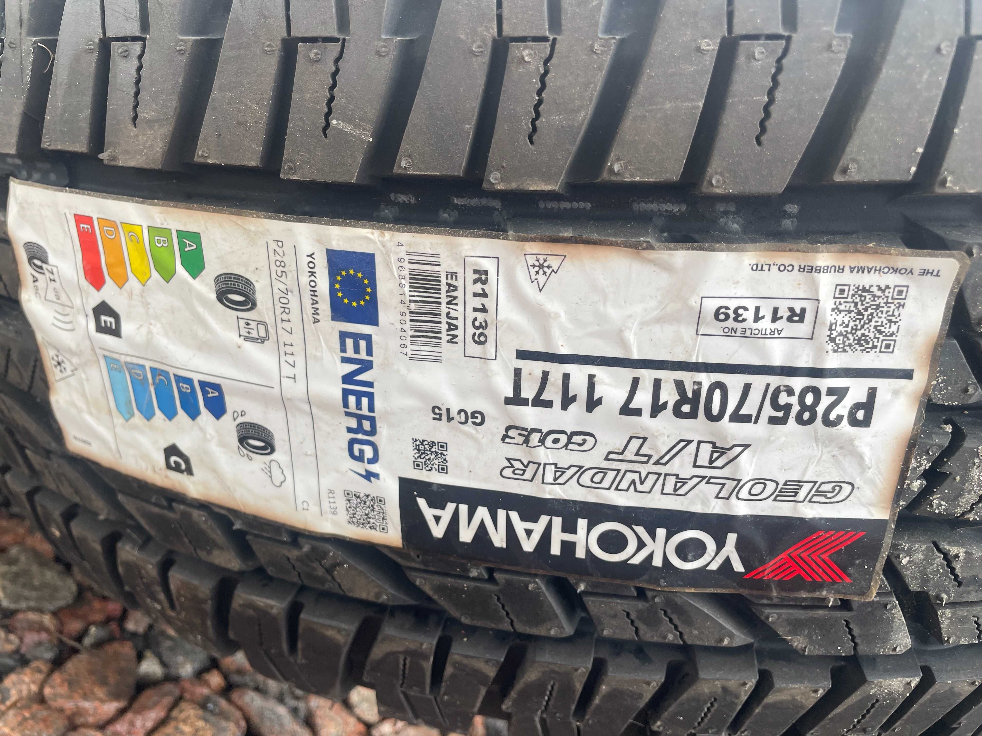 Продам два колеса YOKOHAMA 285/70/R17