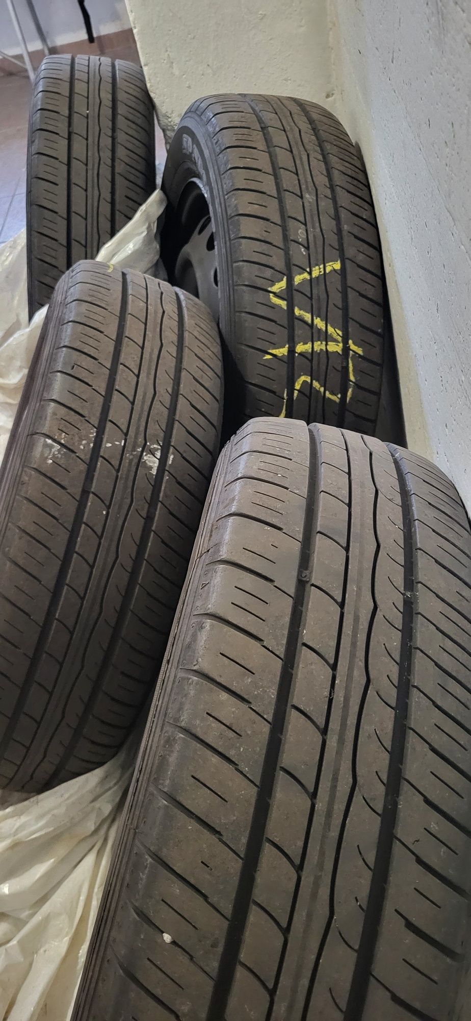 Kola letnie Toyota Yaris 175/65 r15