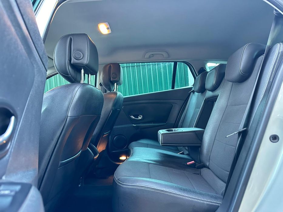 Renault Megane GTline 1.5 DCI Nacional 160.000KMS Reais Estimada 2011