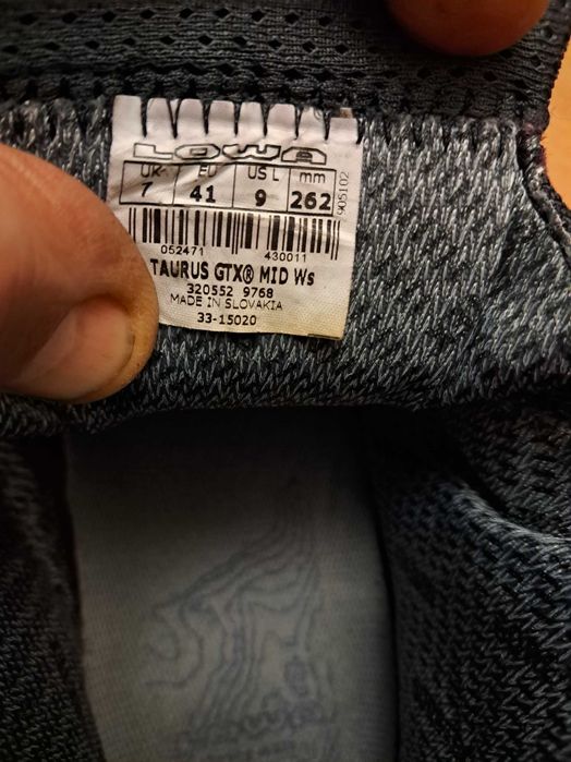 Трекинговые ботинки  LOWA GORE-TEX 41 размер