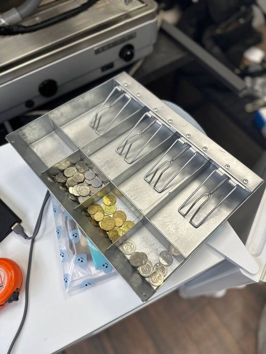 Каса/ящик для грошей