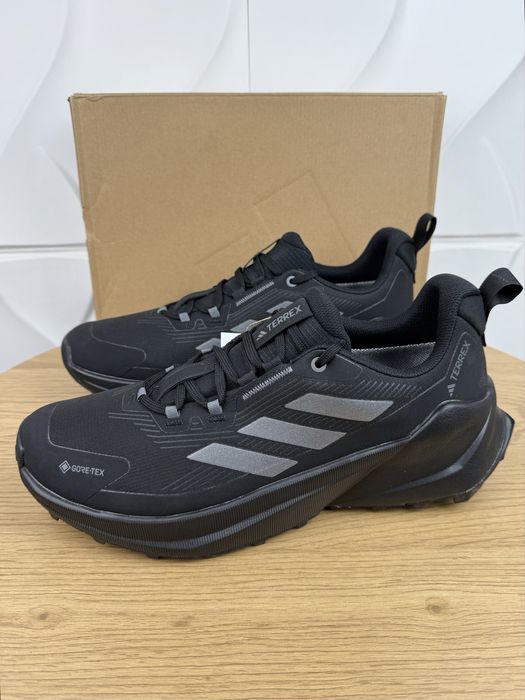 Нові оригінальні кросівки Adidas terrex trailmaker 2