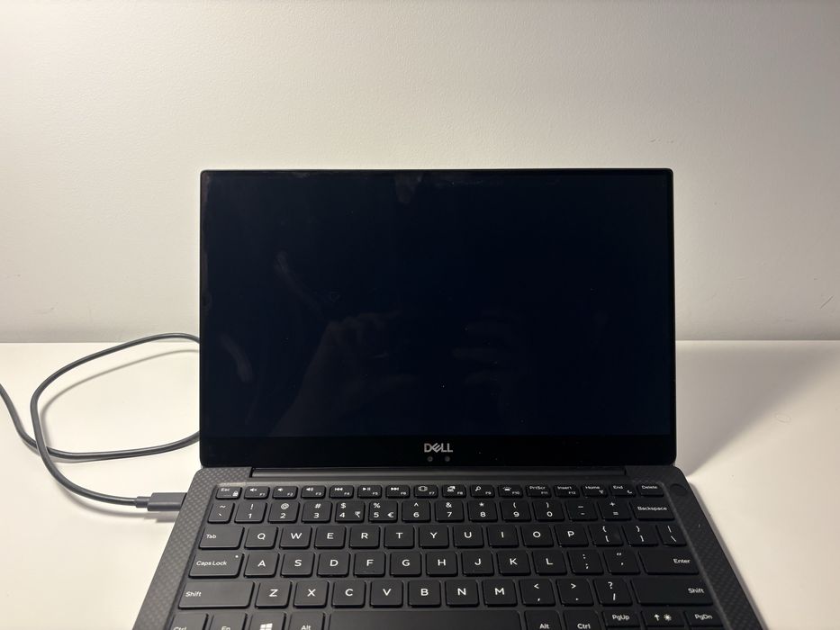 Dell XPS 13 9370 • i7/8GB RAM/256GB SSD • Windows 11 Pro