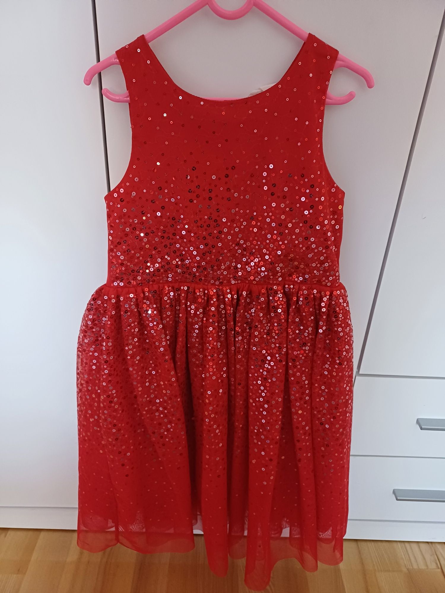 Sukienka H&M r.128 czerwona cekiny