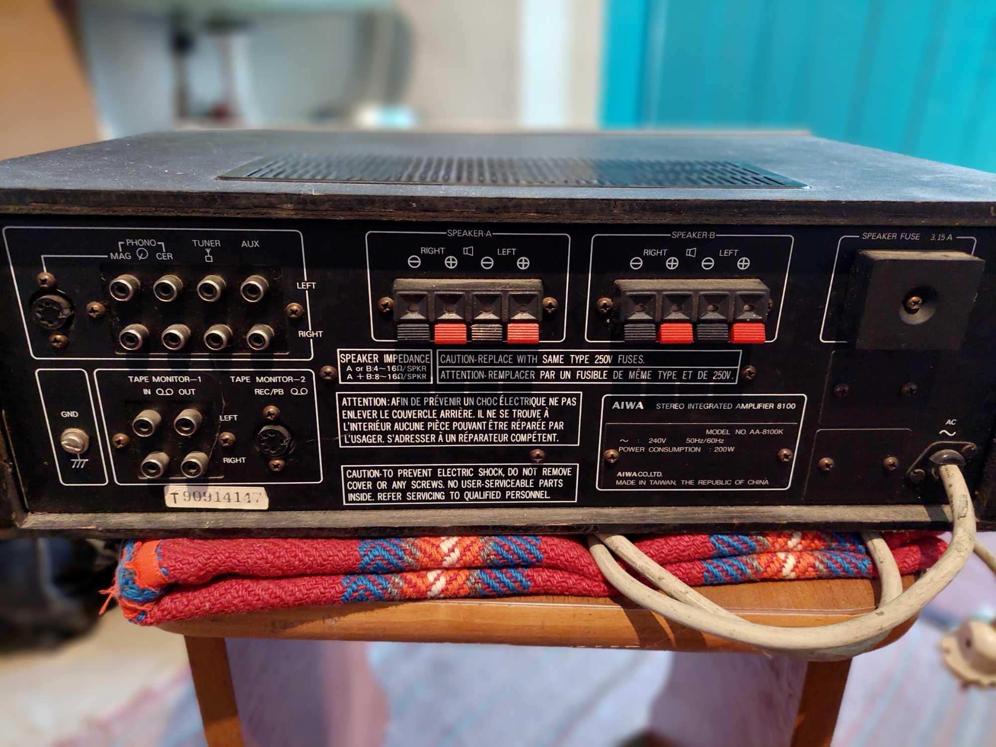 усилитель AIWAAIWA  класса AA. stereo integrated amplifier 8100
